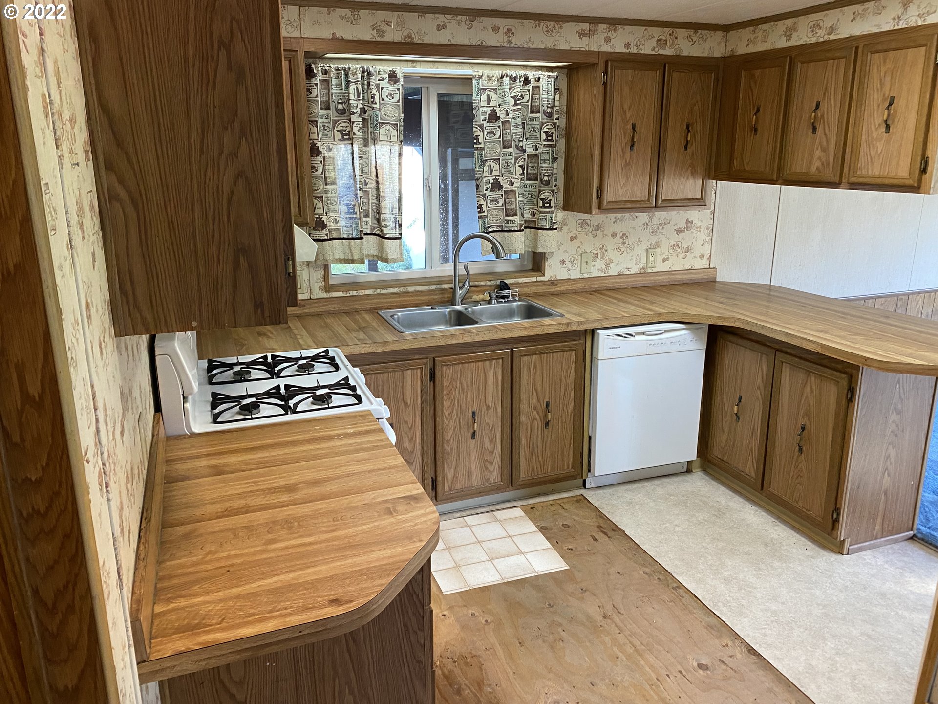 289 Raintree Avenue Sutherlin, OR 97479 - Photo 18 of 29 Gallery Image 18