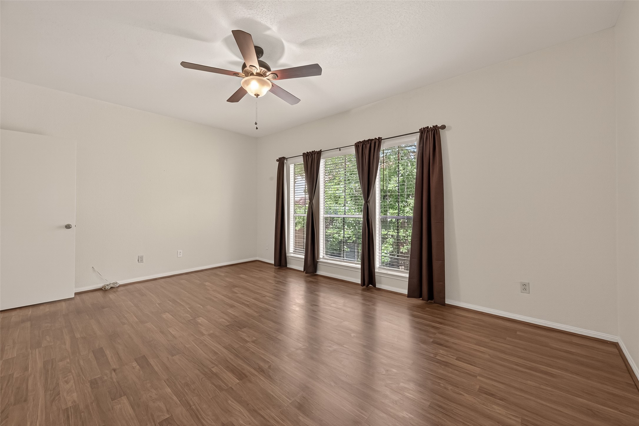 2100 Tanglewilde Street, Unit 596 Houston, TX 77063 - Photo 19 of 32