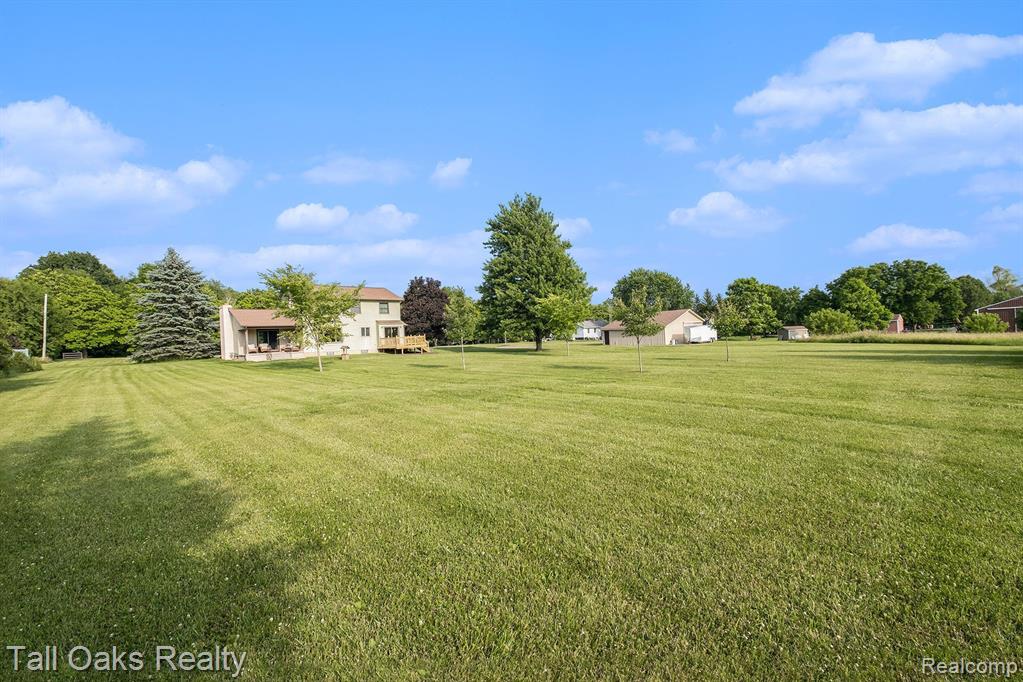 4381 North Henderson Road Davison, MI 48423 - Photo 31 of 33