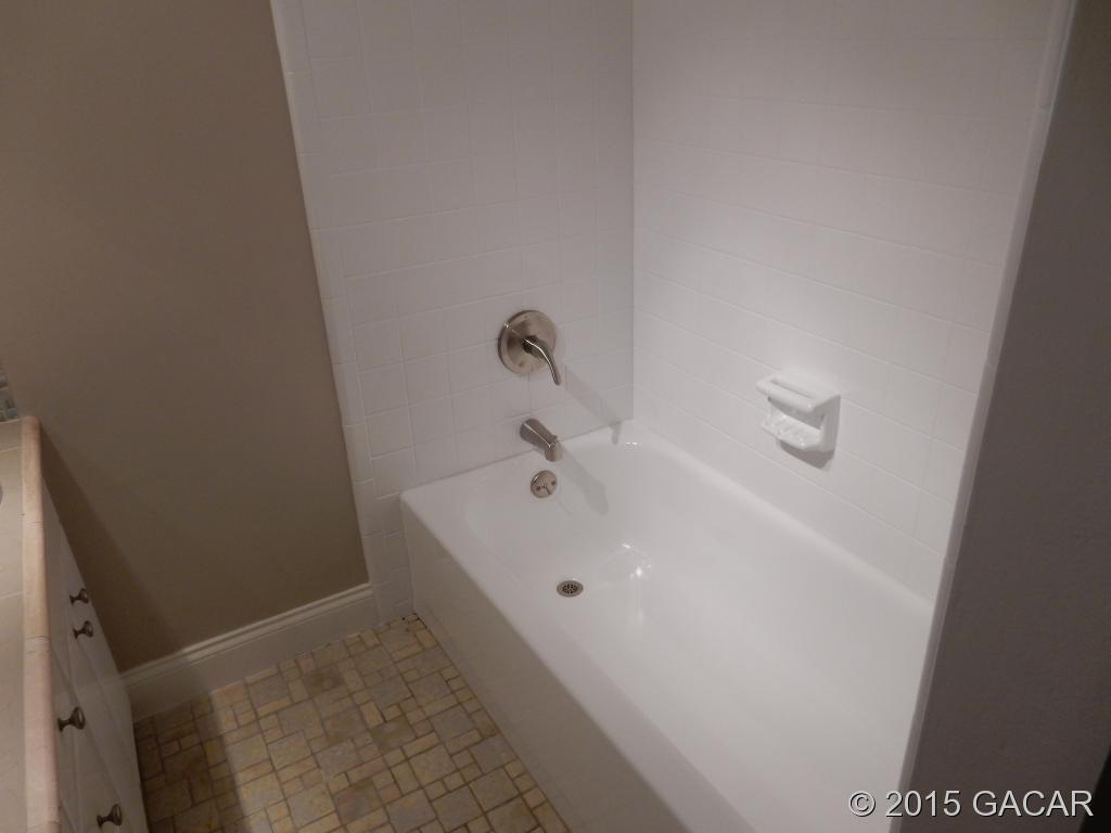 8921 Southwest 8th Avenue Gainesville, FL 32607 - Photo 11 of 24 Gallery Image 11