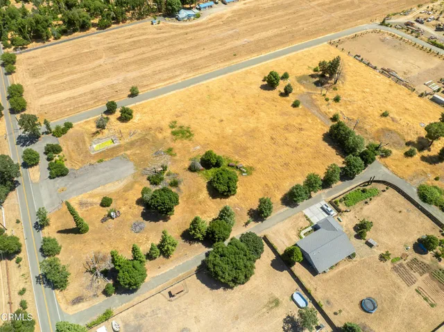 view of balcony with wooden floor