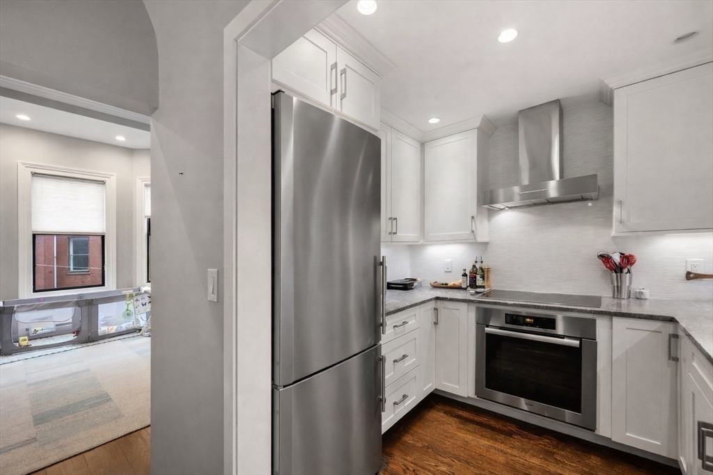 267 Beacon Street, Unit 2 Boston, MA 02116 - Photo 15 of 21