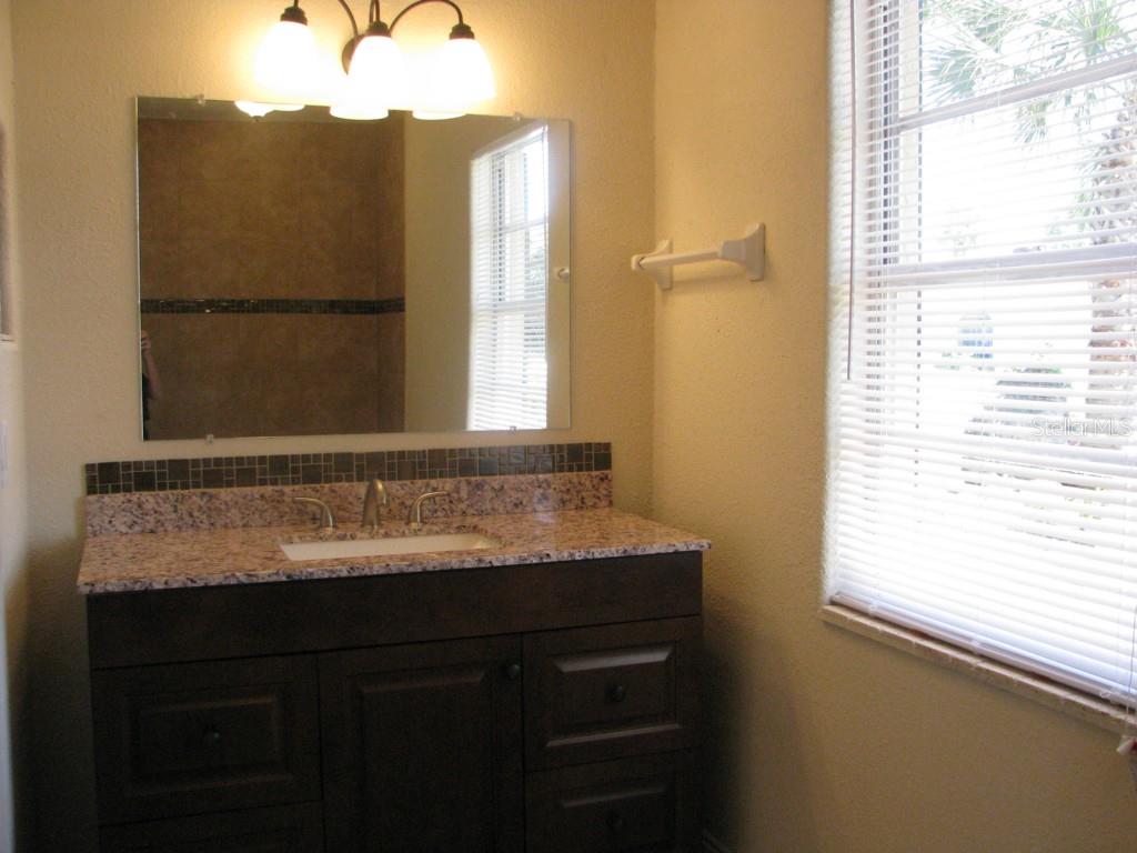 610 Carmel Road Venice, FL 34293 - Photo 10 of 25 Gallery Image 10