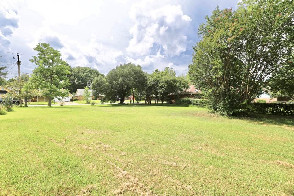 300 Longmeadow Drive, Unit 97 Ridgeland, MS 39157 - Photo 3 of 4 Photo 3