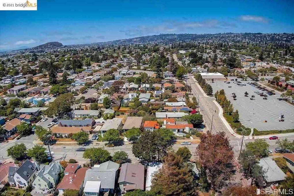 1397 Delaware Street Berkeley, CA 94702 - Photo 39 of 43 an aerial view of multiple house