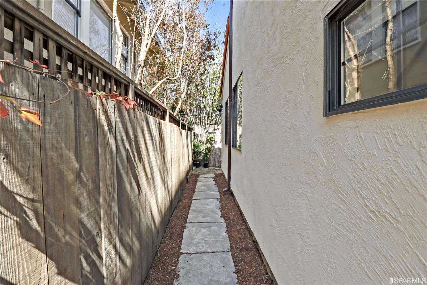 1397 Delaware Street Berkeley, CA 94702 - Photo 40 of 43 a view of stairs