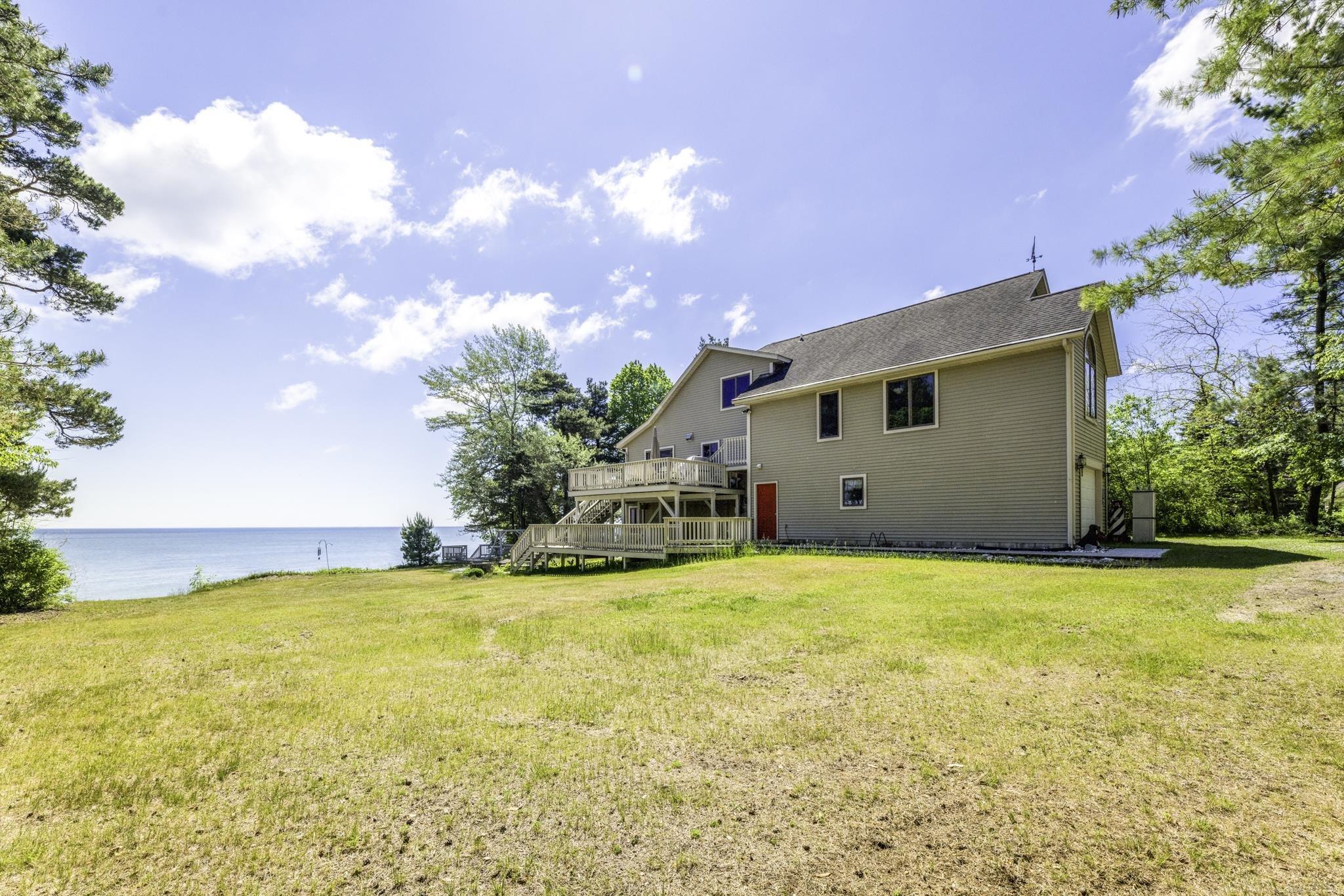 3388 North Lakeshore Road Deckerville, MI 48427 - Photo 14 of 82