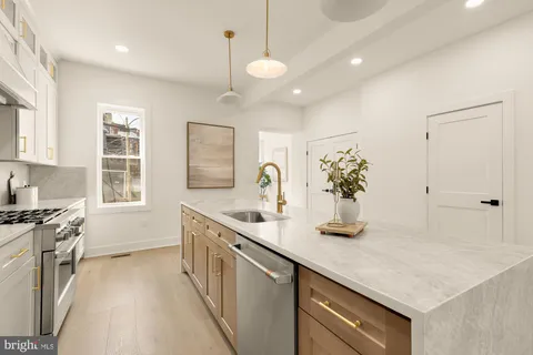 $1,139,000 | 1710 2nd Street Northwest, Washington, DC 20001