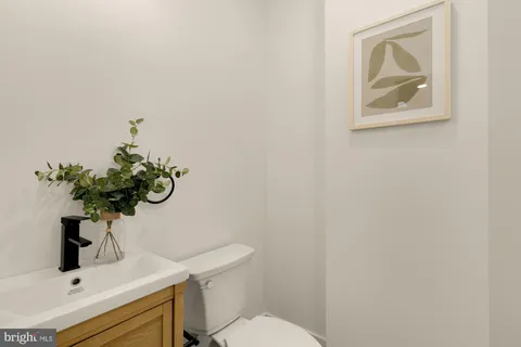 $1,139,000 | 1710 2nd Street Northwest, Washington, DC 20001