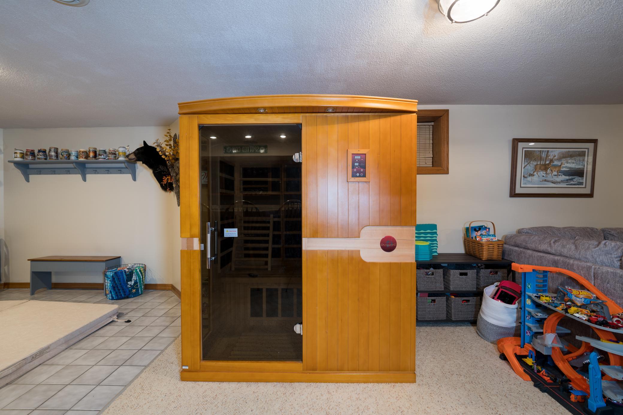 1501 Grover Road Eau Claire, WI 54701 - Photo 49 of 59
