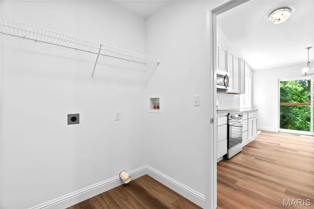 $334,900 | 1724 12 Oaks Place, Pevely, MO 63070