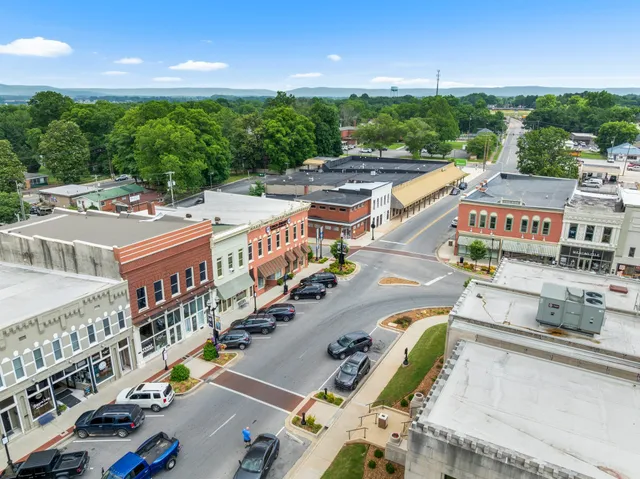 $5,000 | 44 South Jefferson Street, Winchester, TN 37398