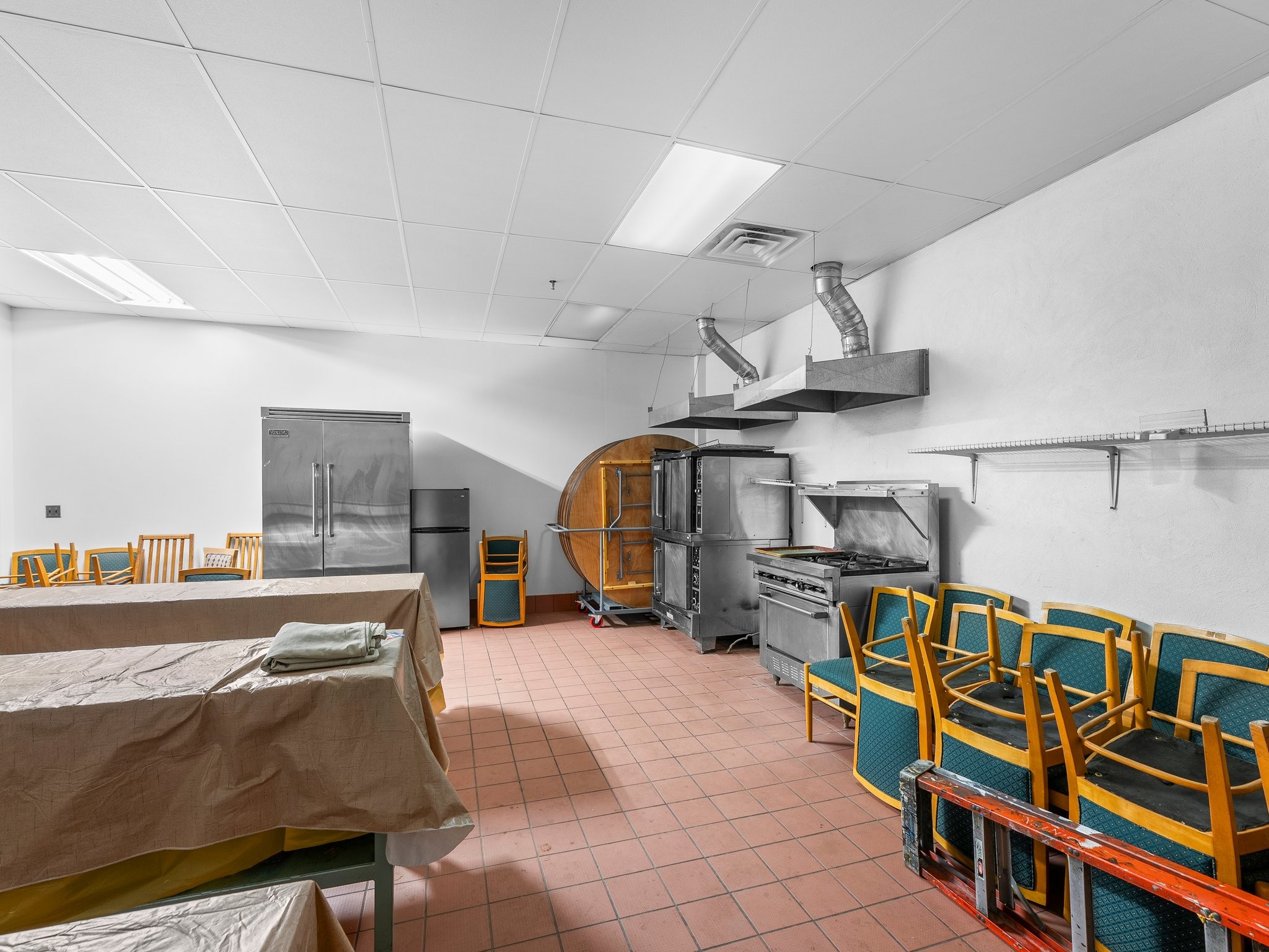 44 South Jefferson Street Winchester, TN 37398 - Photo 10 of 19 a gym room with lots of gym equipment