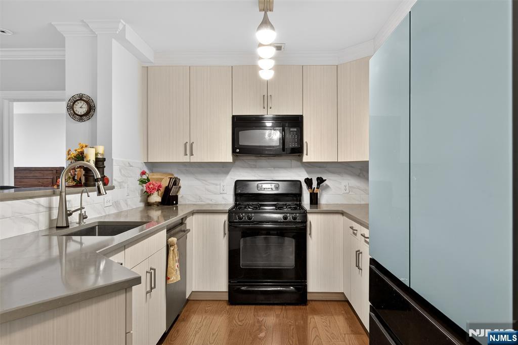 54 Polifly Road, Unit 103 Hackensack, NJ 07601 - Photo 6 of 22