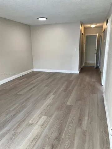 $1,850 | 2775 Taft Street, Unit 305, Hollywood, FL 33020