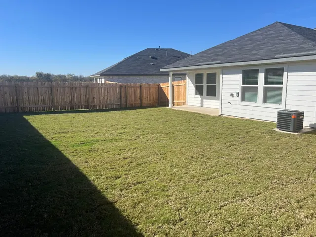 $1,675 | 112 Raymondville Path, San Marcos, TX 78666