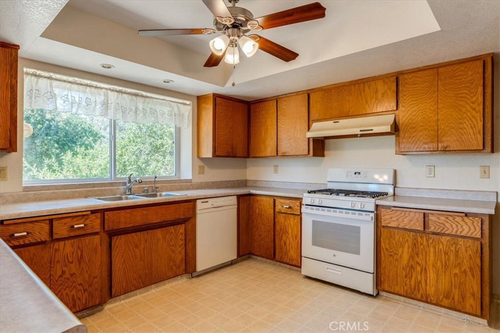 9289 Santa Margarita Road Atascadero, CA 93422 - Photo 18 of 73