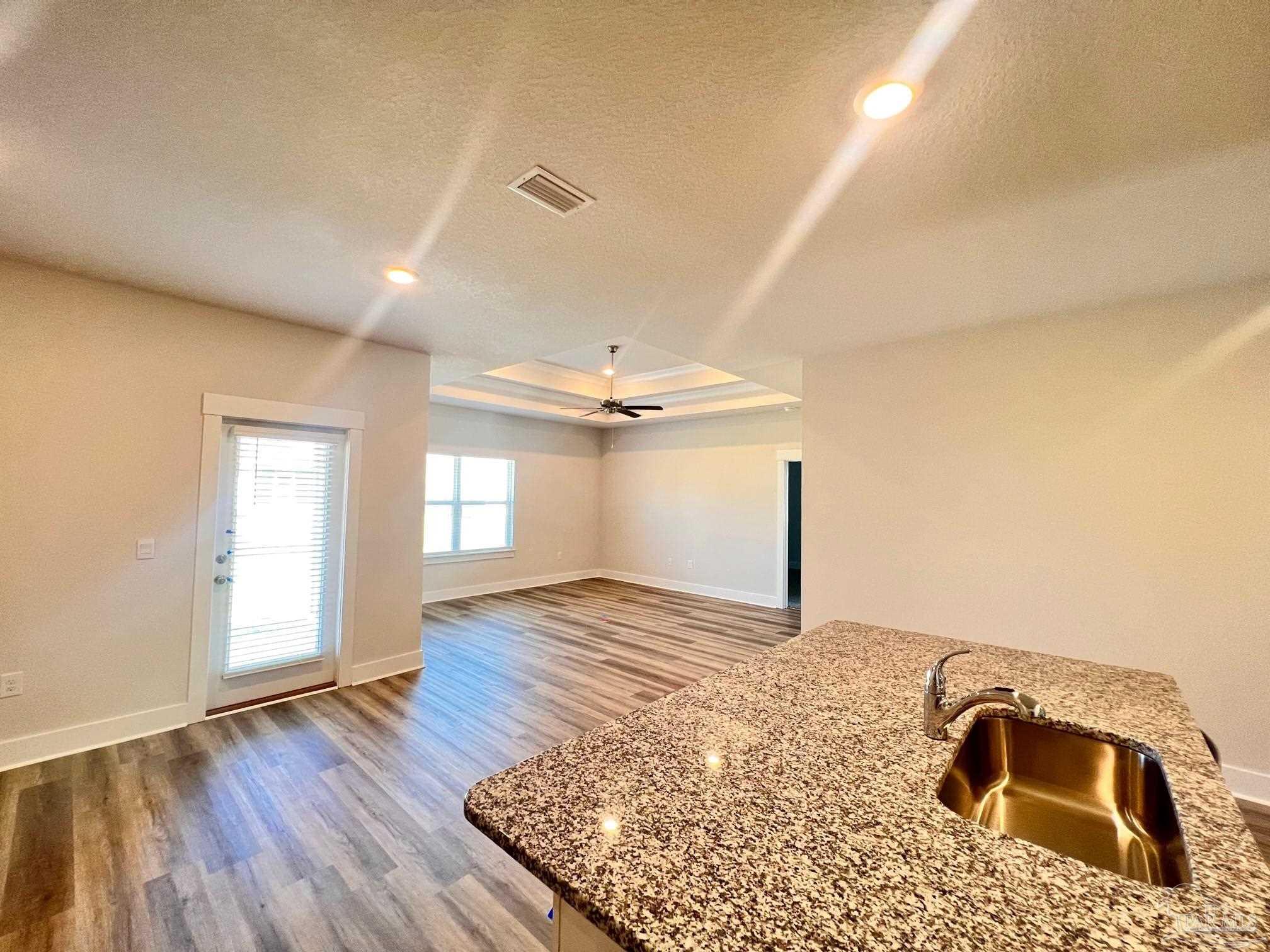 6069 Rutherford Loop Pensacola, FL 32526 - Photo 4 of 6
