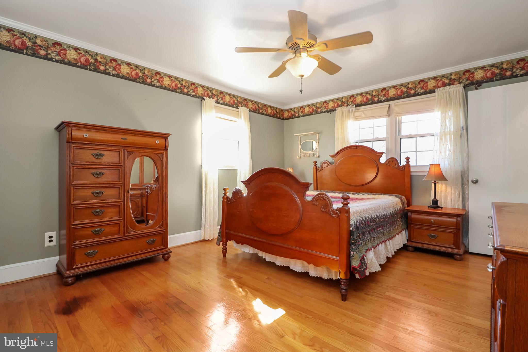 5513 Sedgwick Lane Springfield, VA 22151 - Photo 9 of 32 Gallery Image 9