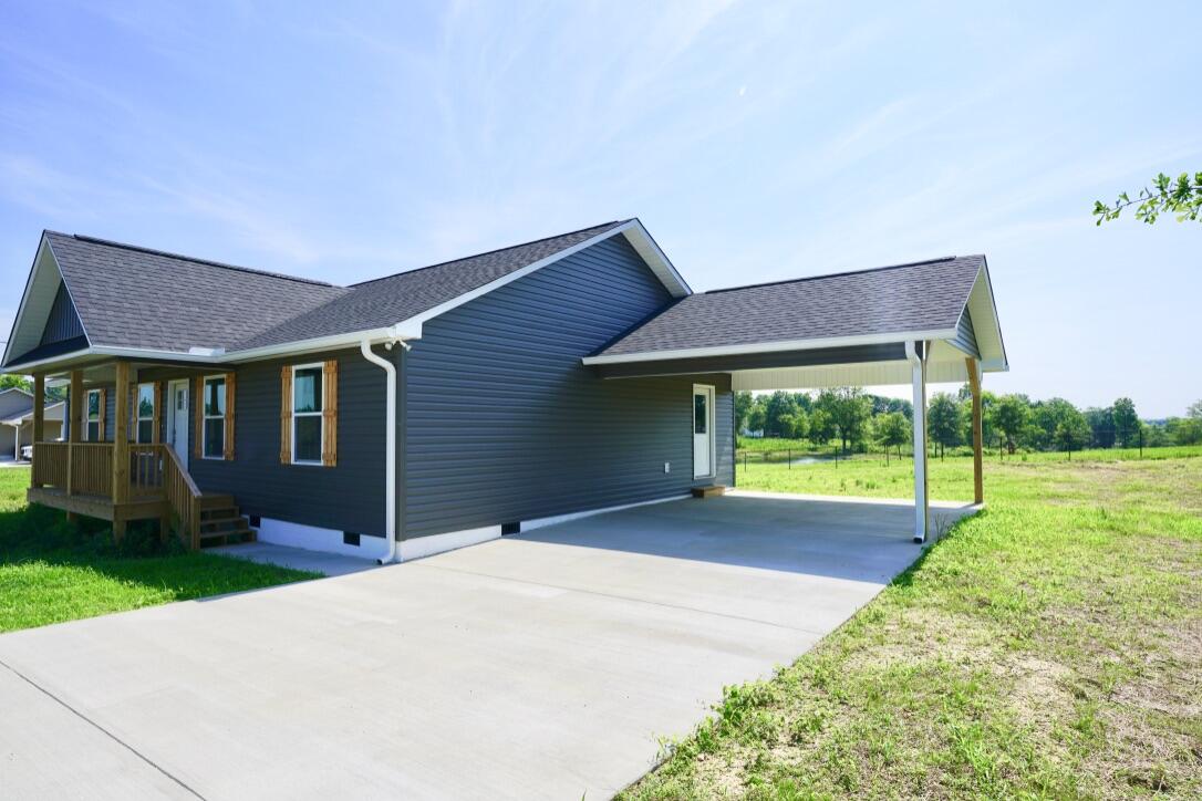 209 Green Road Rainsville, AL 35986 - Photo 2 of 20 io1WBLVzSsapWxqMs8vXBA_thumb_d40