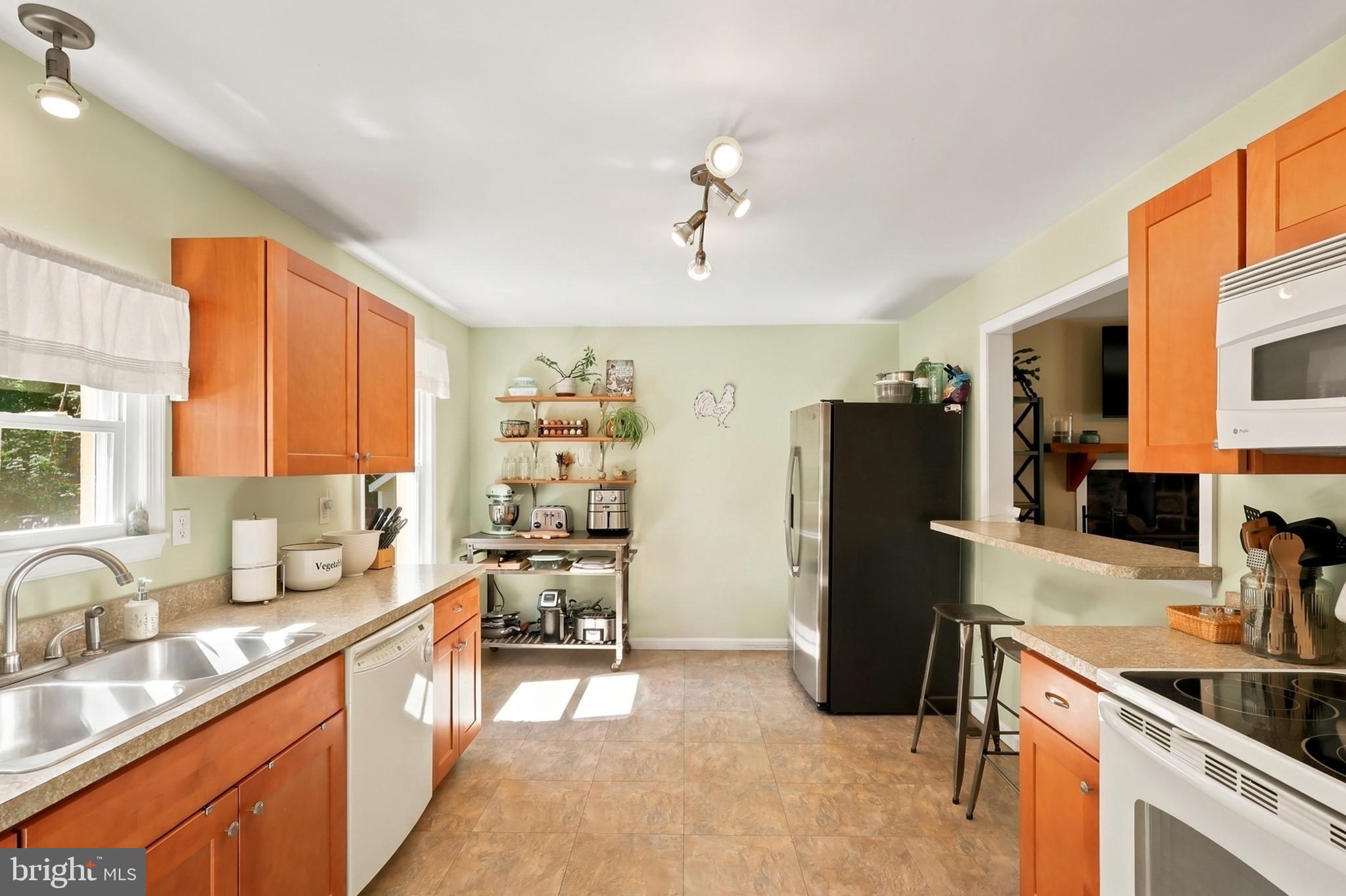 1372 Birch Road Upper Black Eddy, PA 18972 - Photo 12 of 38