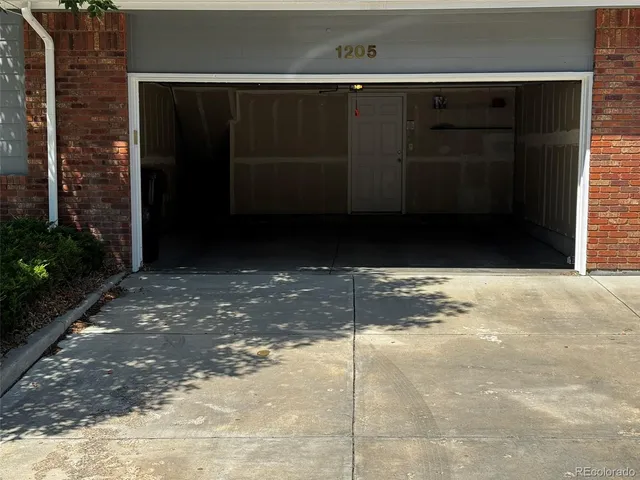 a view of a garage