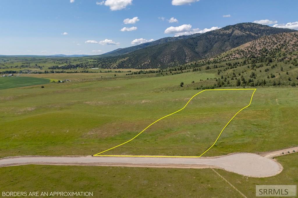 L6-b1 L6-b1 Grand View Heights Swan Valley, ID 83449 - Photo 2 of 6
