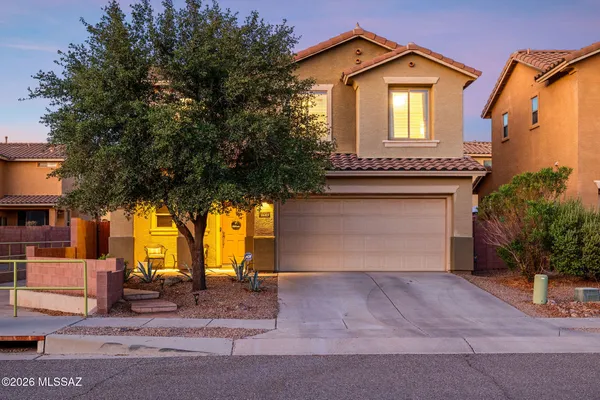 $350,000 | 1683 West Gleaming Moon Lane, Tucson, AZ 85704