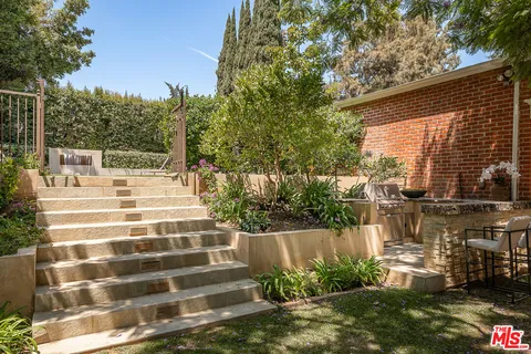 $7,750,000 | Undisclosed Address, Los Angeles, CA 90024