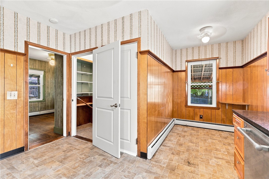 159 Legion Way Cranston, RI 02910 - Photo 11 of 35 Gallery Image 11
