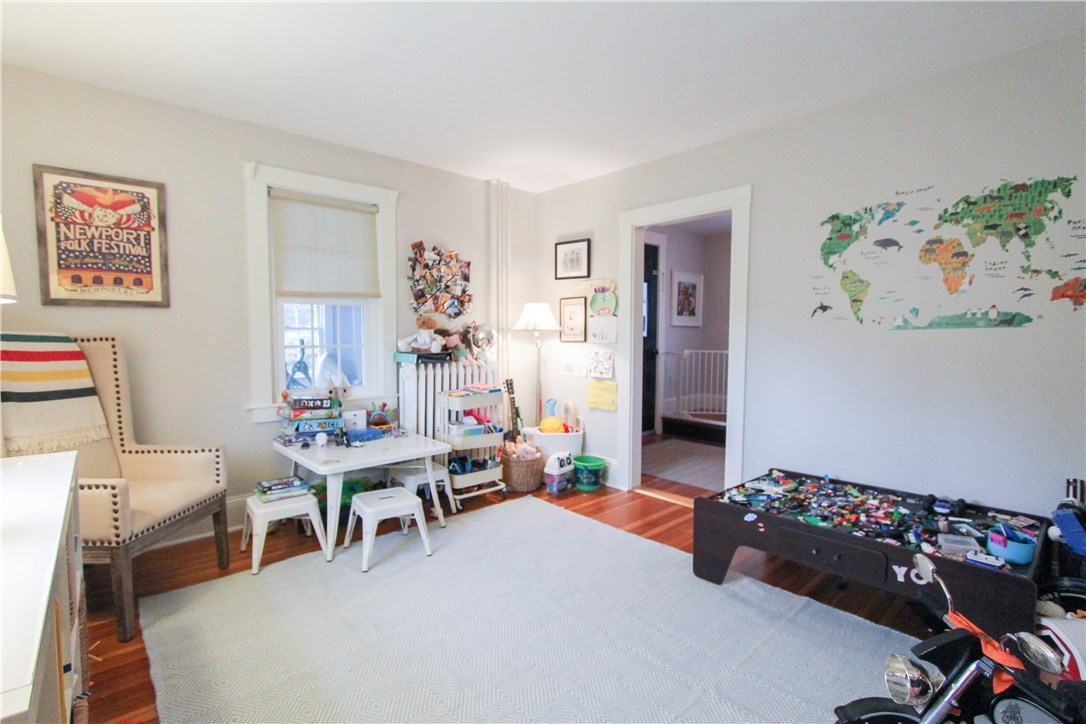 266 Turner Road Middletown, RI 02842 - Photo 13 of 27