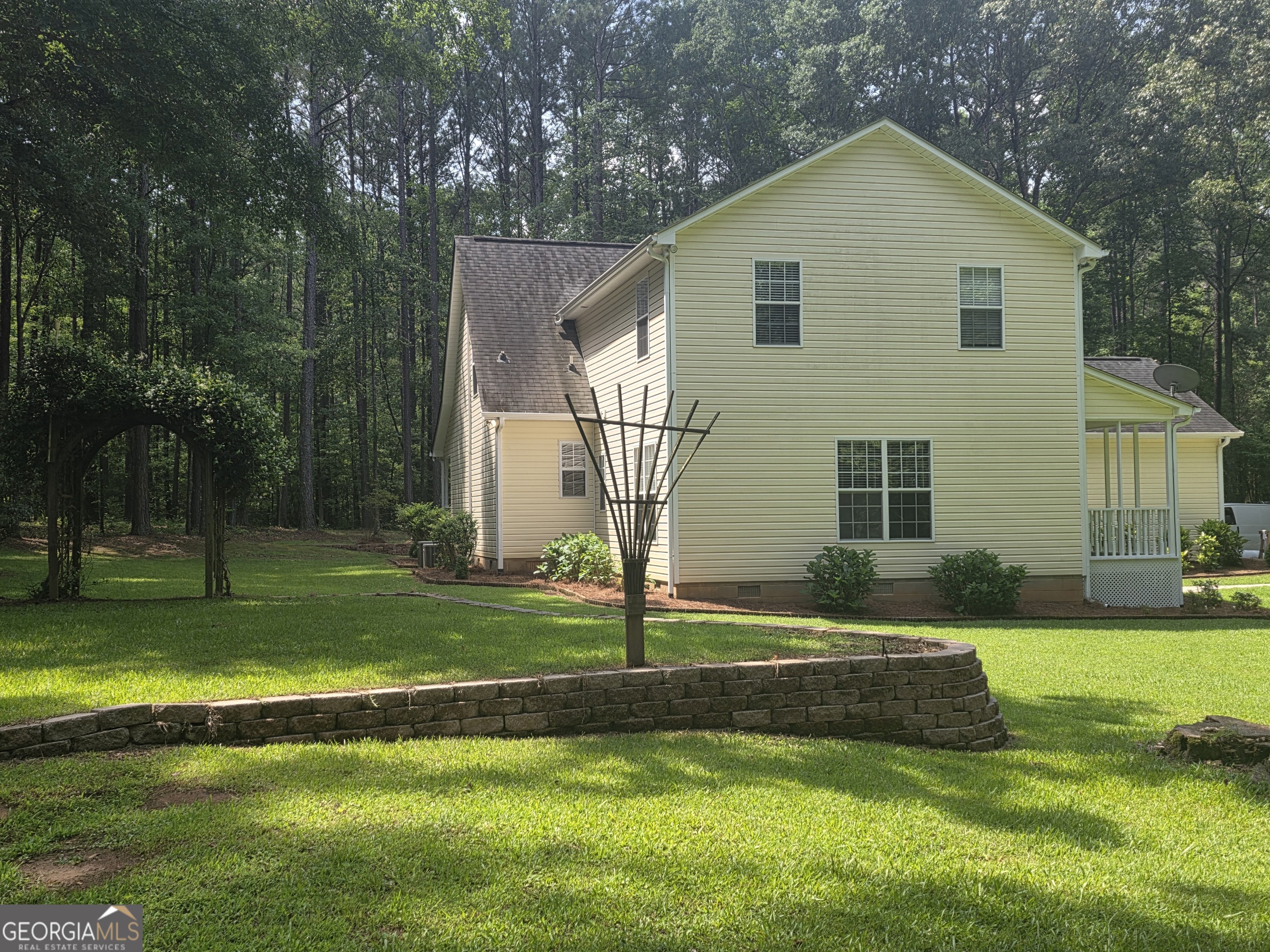 121 Katy Lake Road Jackson, GA 30233 - Photo 4 of 7