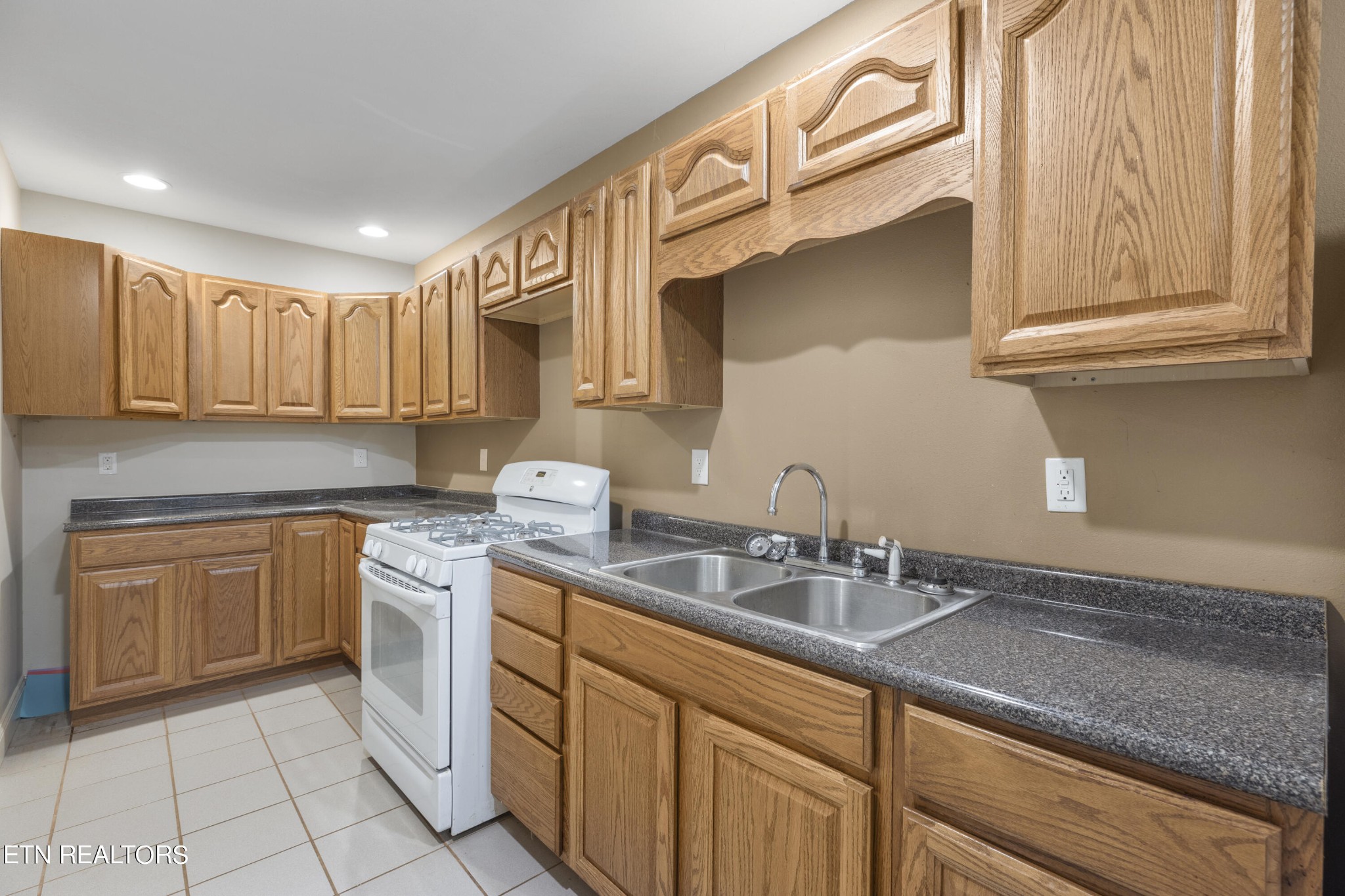 2132 Creswell Road Seymour, TN 37865 - Photo 20 of 31 Gallery Image 20