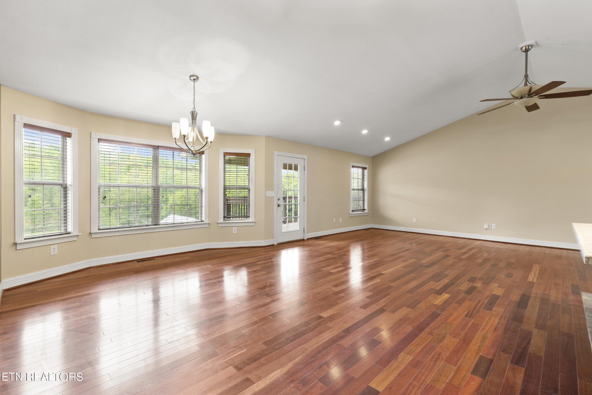 2132 Creswell Road Seymour, TN 37865 - Photo 4 of 31 Gallery Image 4