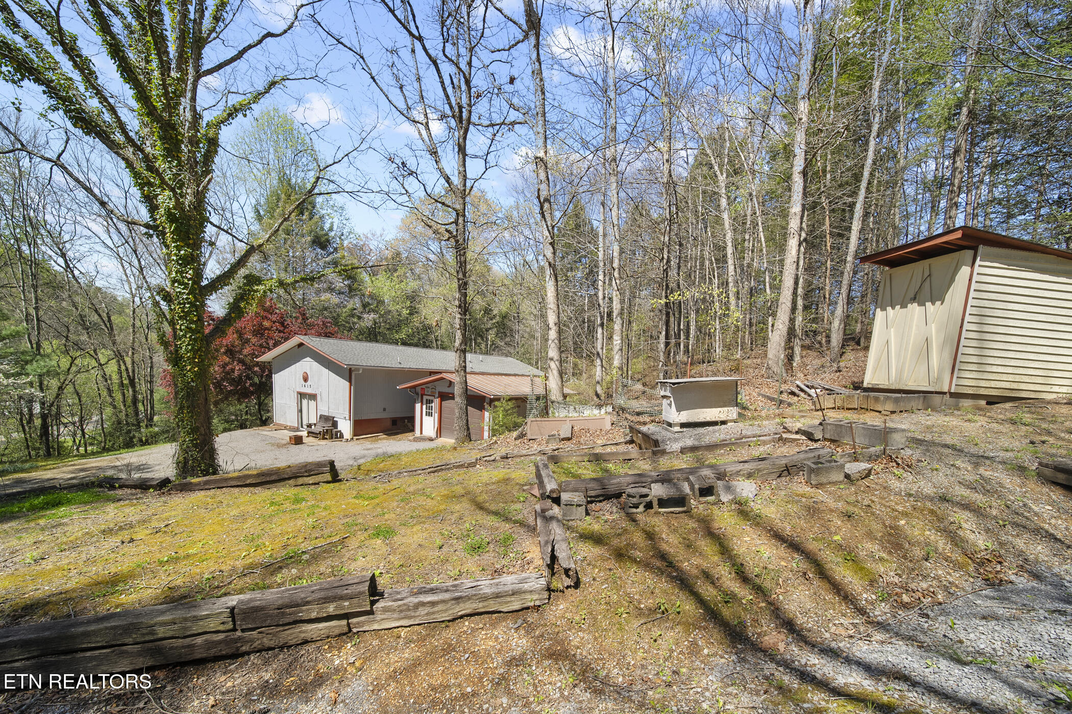 1615 Upper Middle Creek Road Sevierville, TN 37876 - Photo 8 of 24 dsc04748