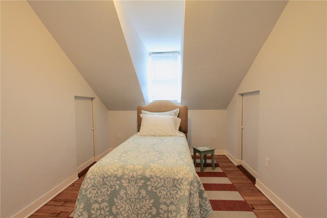 46 Corne Street Newport, RI 02840 - Photo 34 of 36