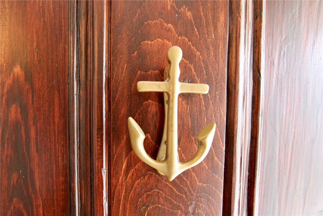 46 Corne Street Newport, RI 02840 - Photo 4 of 36