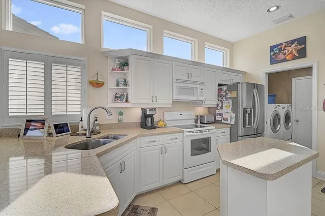 $394,500 | 4729 Peridia Boulevard East, Bradenton, FL 34203