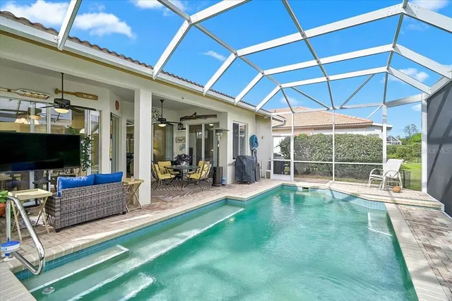 $394,500 | 4729 Peridia Boulevard East, Bradenton, FL 34203