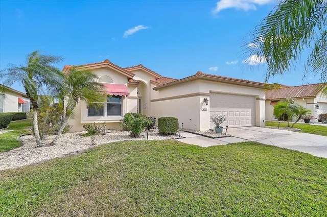 $394,500 | 4729 Peridia Boulevard East, Bradenton, FL 34203