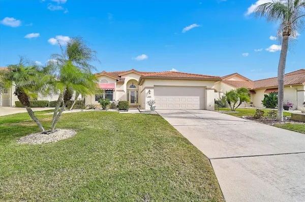 $389,500 | 4729 Peridia Boulevard East, Bradenton, FL 34203