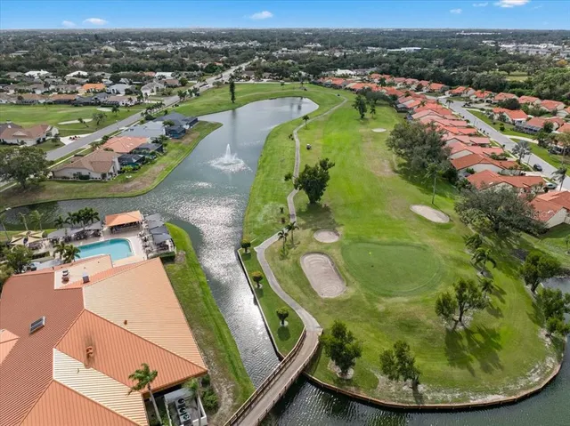 $394,500 | 4729 Peridia Boulevard East, Bradenton, FL 34203