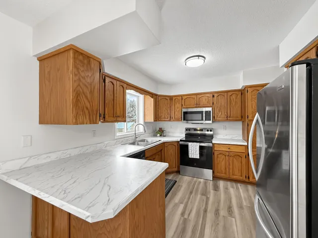 $374,900 | 1620 36 1/2 Avenue South, Fargo, ND 58104