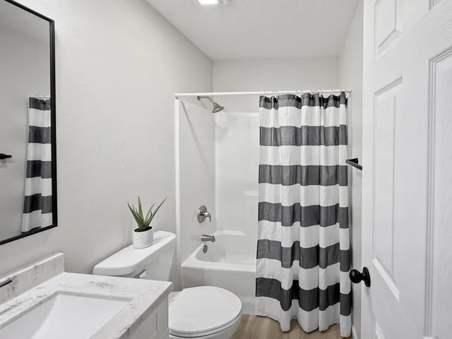 $374,900 | 1620 36 1/2 Avenue South, Fargo, ND 58104