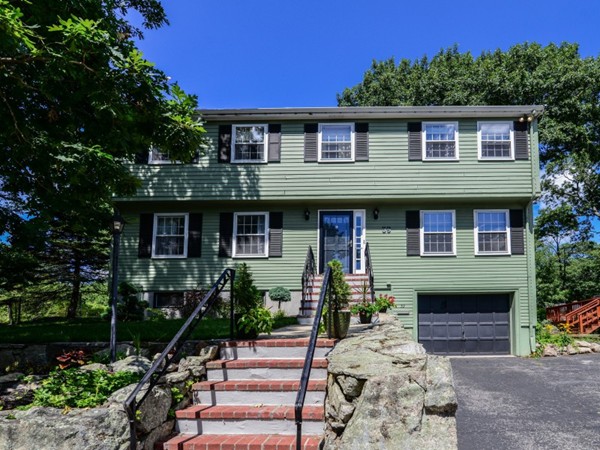 39 Stoughton Road Dedham, MA 02026 - Photo 1 of 28 Gallery Image 1
