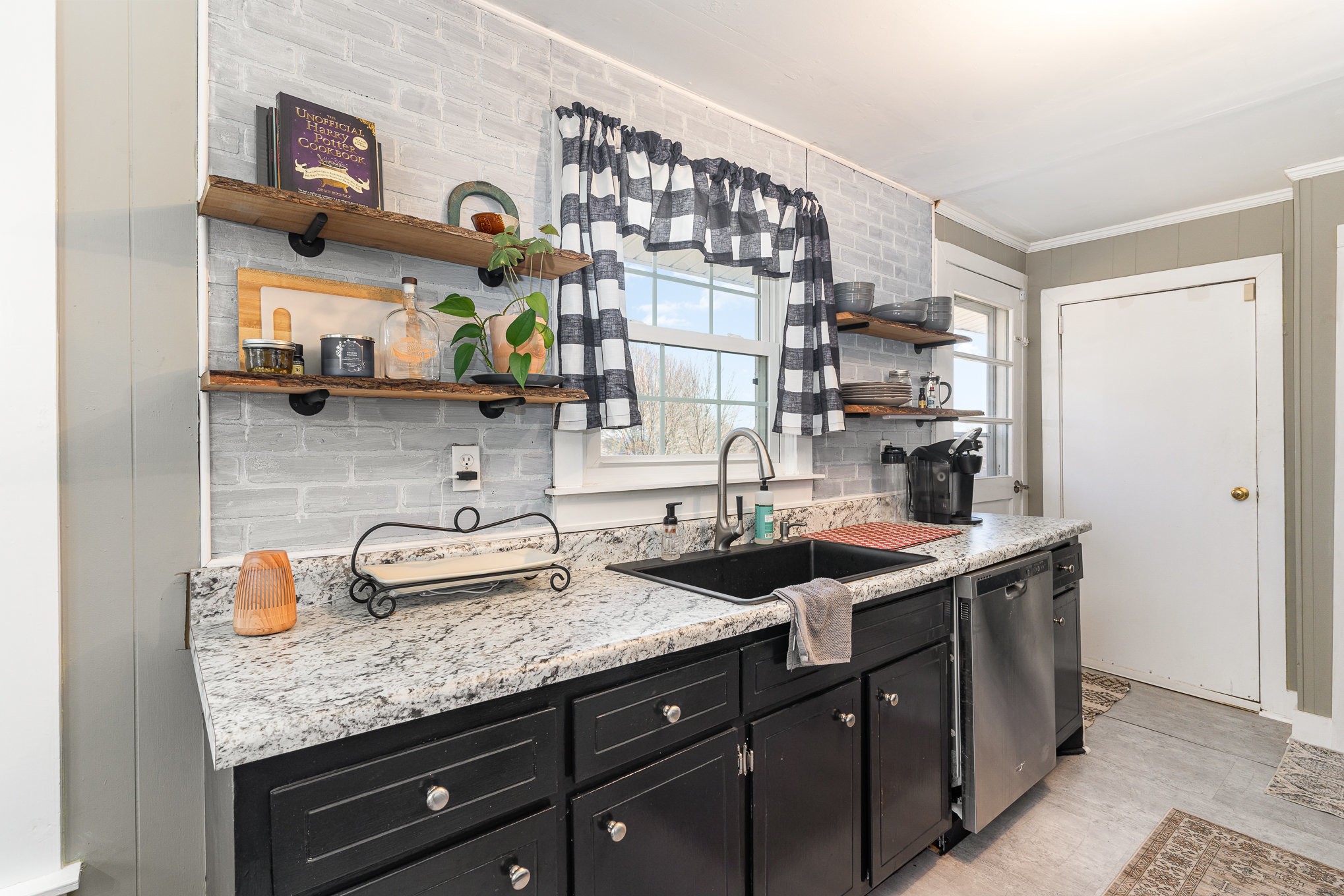 844 McCurdy Road White House, TN 37188 - Photo 11 of 30 Gallery Image 11