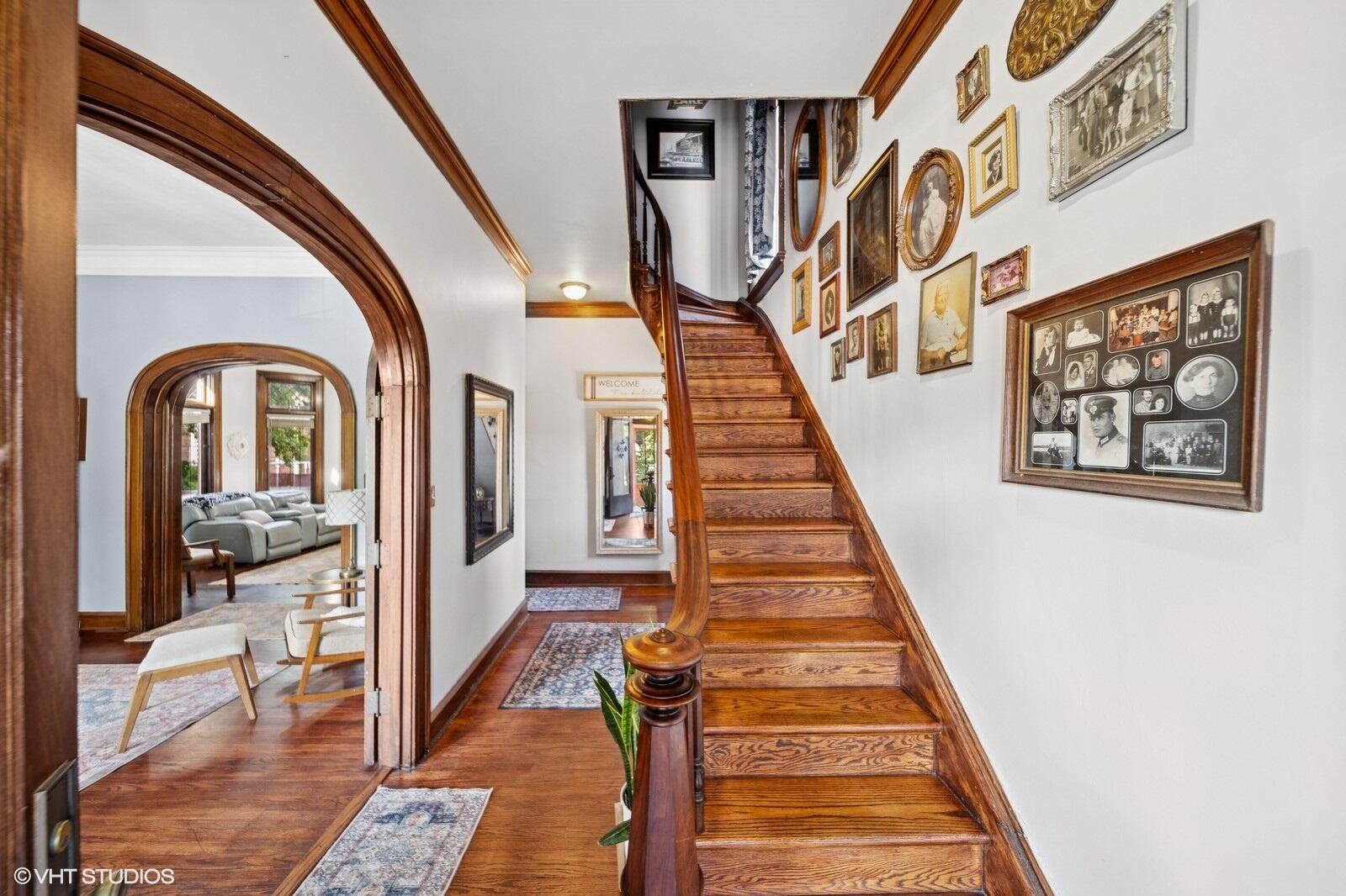 717 Pine Street Michigan City, IN 46360 - Photo 2 of 20 a view of an entryway