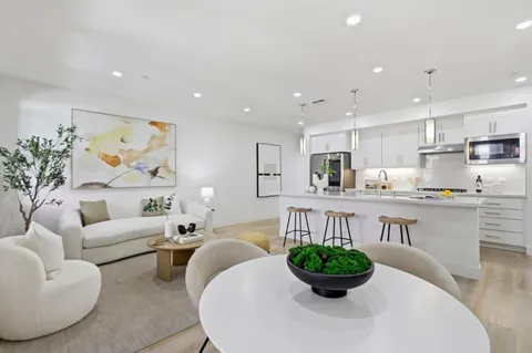 $1,098,000 | 2930 Boyter Place, Unit 112, Santa Clara, CA 95051