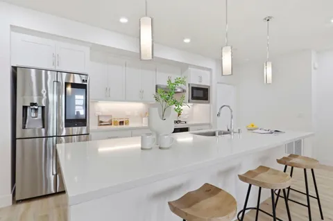 $1,098,000 | 2930 Boyter Place, Unit 112, Santa Clara, CA 95051