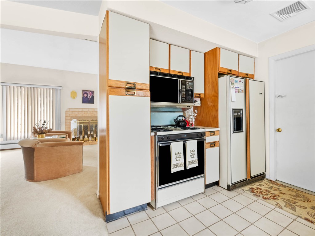 14 Jasper Street Johnston, RI 02919 - Photo 11 of 21